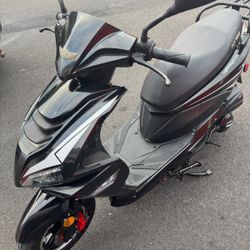 2023  ZNEN Black Gas Scooter 
