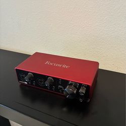 Focusrite 2i2 interface