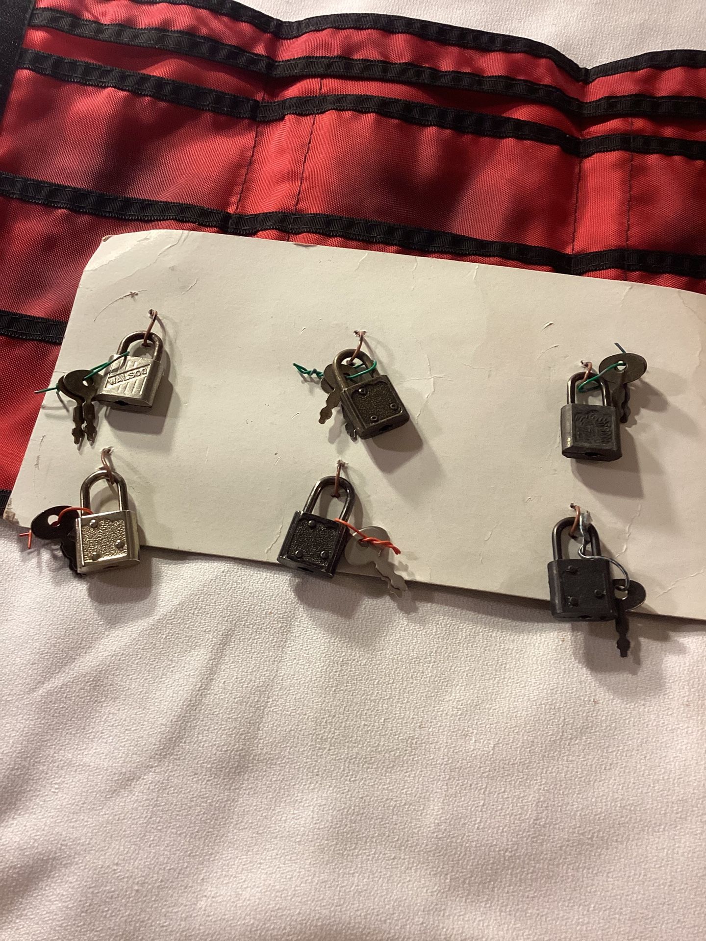 Padlocks / Card Holder