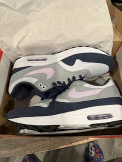 Nike Air Max. Size 10 1/2