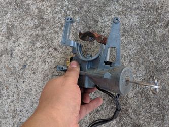 Miata ignition switch with keys