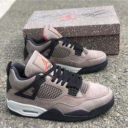 Jordan 4 Retro 'Taupe Haze