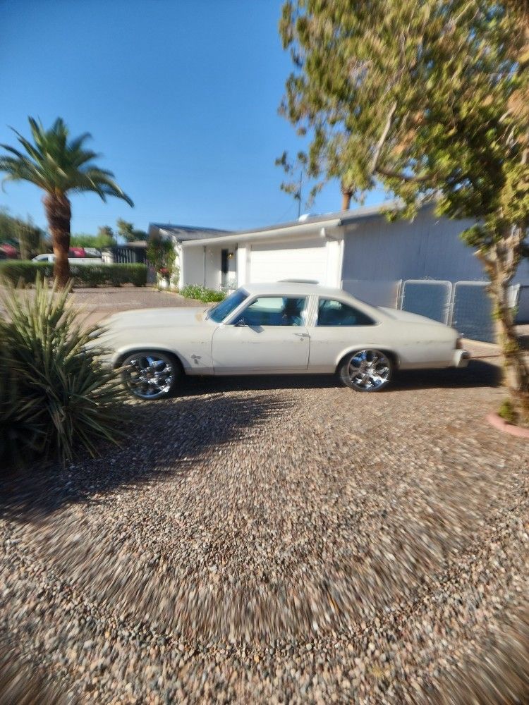 1975 Oldsmobile Ninety-Eight