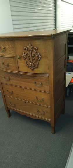 Wood Dresser Vintage