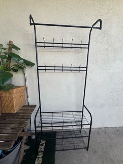 shoe rack with hooks