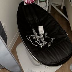 4moms mamaRoo Multi-motion Baby Swing Smart Connectivity 