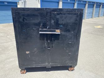 Knaack job box cabinet