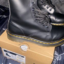 Dr Martens