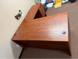 L shaped office/ home desk