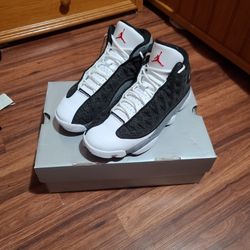 Jordan 13 Retro Flint Black, 8 Mens.