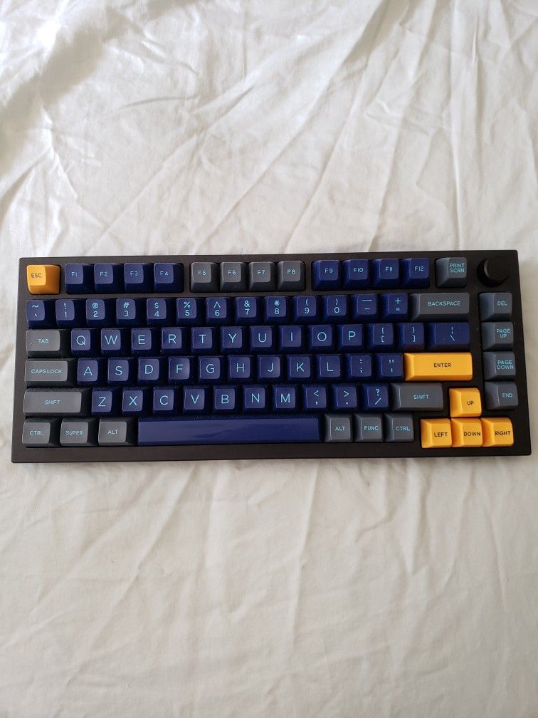 GMMK PRO KEYBOARD