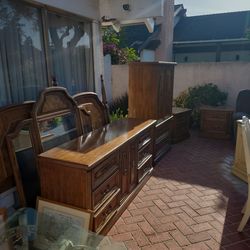 Six Piece Bedroom Set