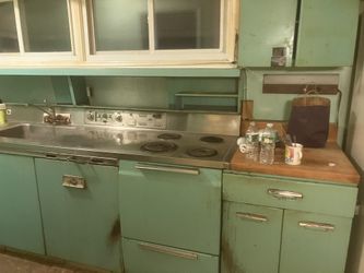 GE Antique Kitchen Set