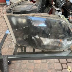 2013 Dodge Ram stock Headlights Best Offer 