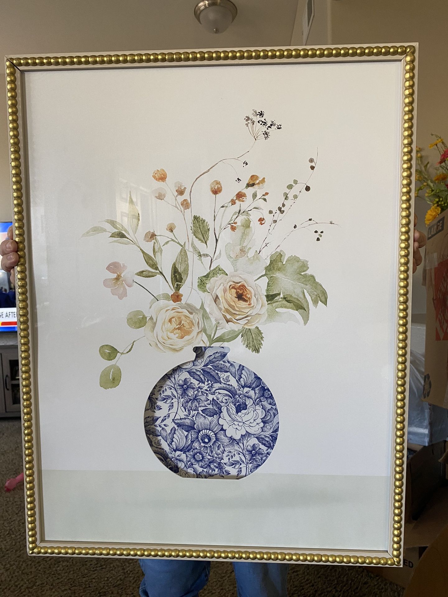 Delightful Floral Piece. Unique 26 In long, 20 in Wide.