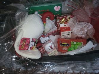 Christmas Hello Kitty Basket