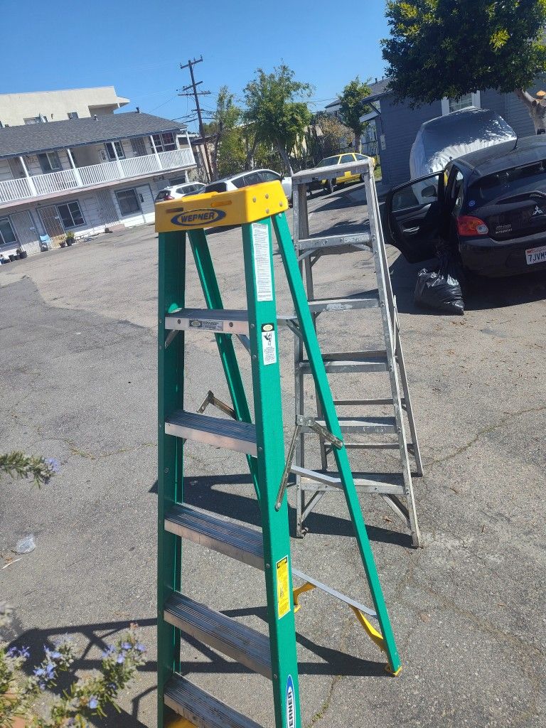 Aluminum Ladder