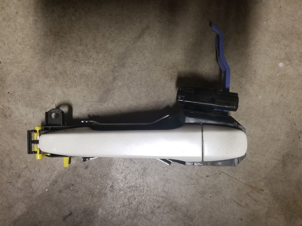 Door handle LR Toyota Prius 2010-1015