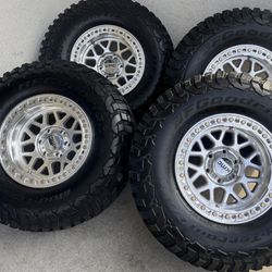 Kmc 235 Machine Beadlock 17x9 6x139.7 -38 Offset With Bfg Km3 35x12.50R17 Tires🔥🔥🔥