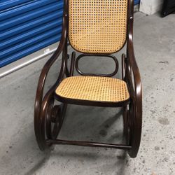 Good condition rocking chair