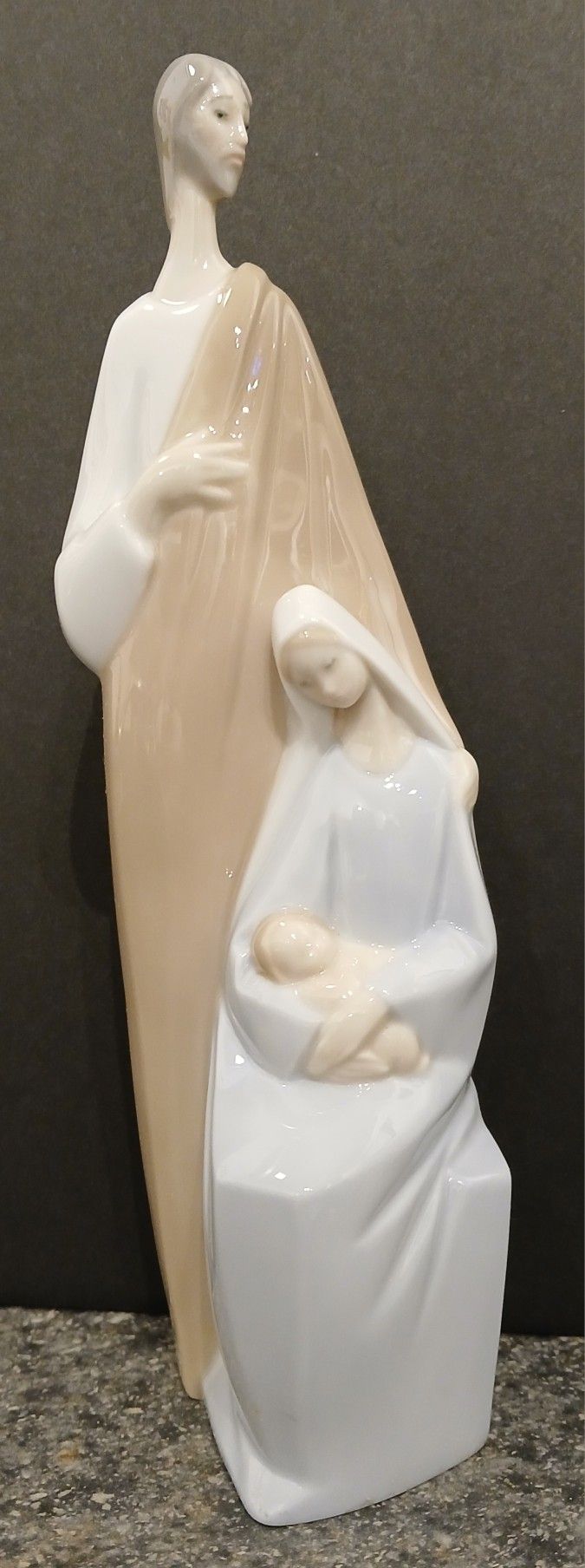 Lladro 4585 Holy Family Jesus, Mary & Joseph Figurine