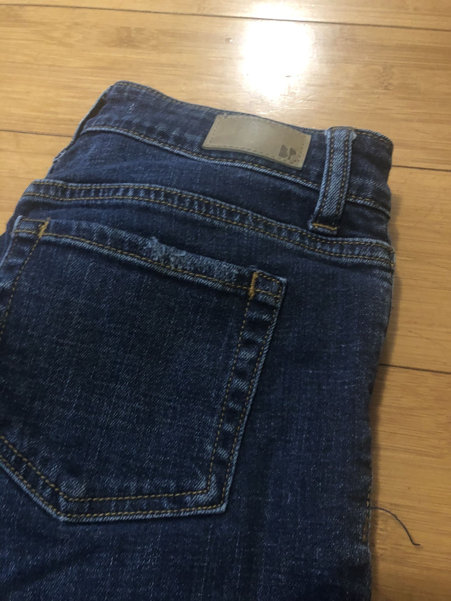 Women’s jeans size 24 (size 0)