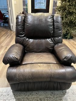 Gallery Furniture Leather Couch