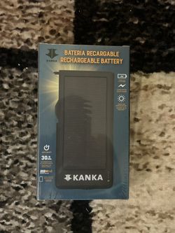 Kanka 10,000mAh Rechargeable Battery Pack w/ Solar Charging – NEW