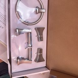 Moen Bath Accesssories