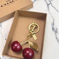 
New pendant.- from coach!
