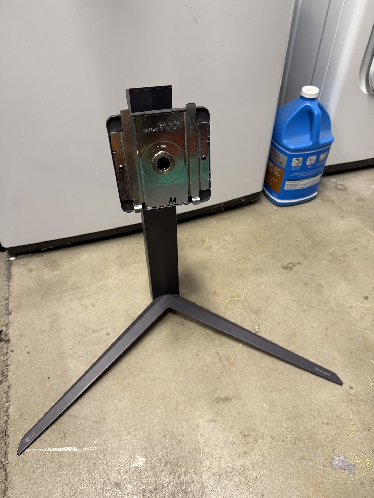 Monitor Stand For LG45GR95QE