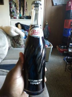PEPSI COLA OLD SCHOOL BOTTLE IN ORIGINAL FORM