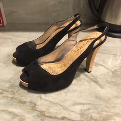 Size 7 Woman’s Shoes