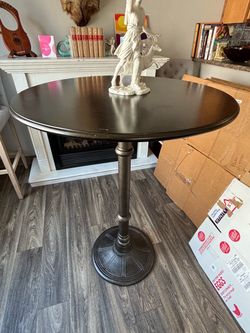 Round Black Bar Height Pedestal Table