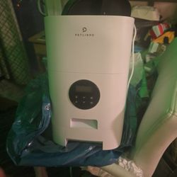 PETLIBRO PET FEEDER