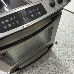 Frigidaire Electric Range / Oven 30”