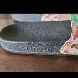 Women's Gucci Floral Sandals Size 10 $100 Pickup In Oakdale 