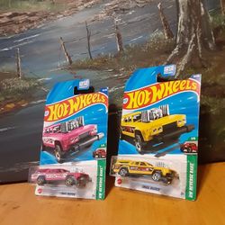 Hot Wheels set of 2 Pink & Yellow Cruise Bruiser Diecast toy cars 2025 Reverse Rake 1:64 scale $3
