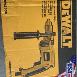 DEWALT 7.8 Amp Corded 1/2 in. Variable Speed Reversing Drill