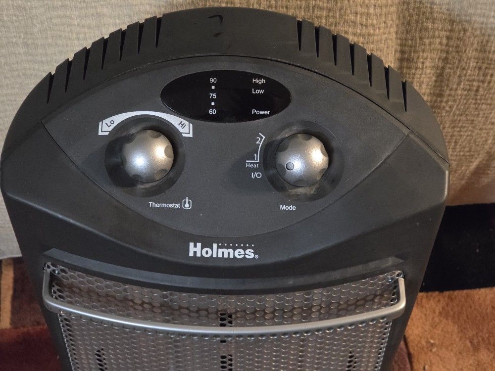 Holmes Space Heater – Reliable & Efficient 🔥