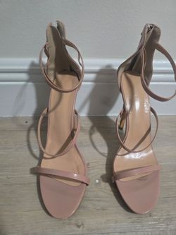 Zapatos de dama, tacones finos