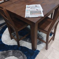 *Summer Closeout Sale!!!*---Classic Brantley Wood Dining Table Sets W/4 Chairs---Delivery And Financing Available😉