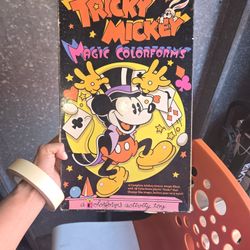 Disney TRICKY MICKEY Mouse Magic Colorforms Toy