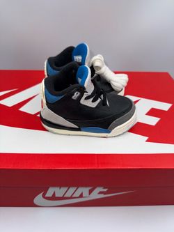 Jordan 3 “Rare Air” toddler size 4C 🔥