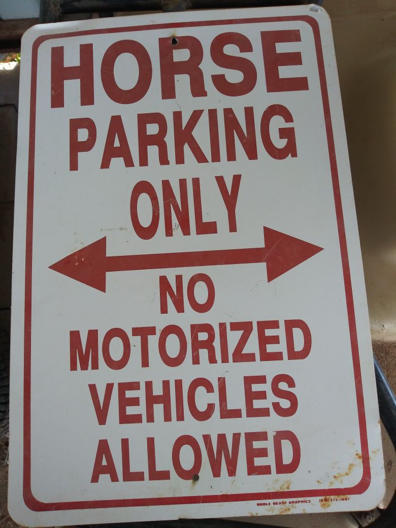 HORSE PARKING SIGN - METAL