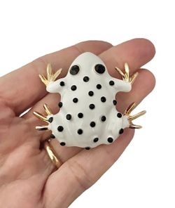 Enamel Frog Pin