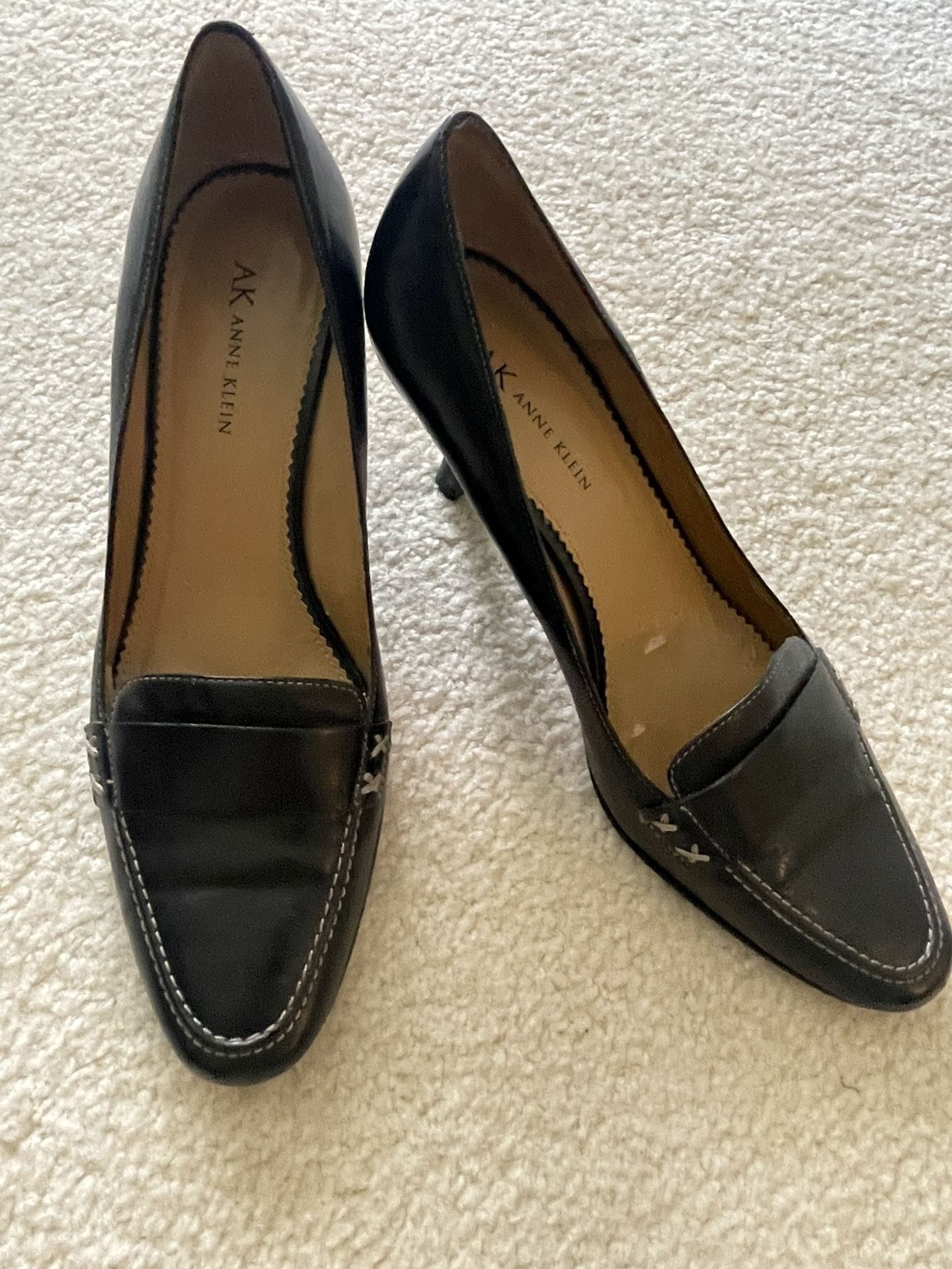 Ann Klein Black Leather Heel
