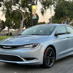 2015 Chrysler 200c 