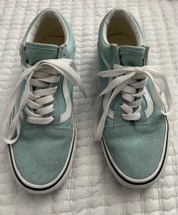 Women’s Van Sneakers