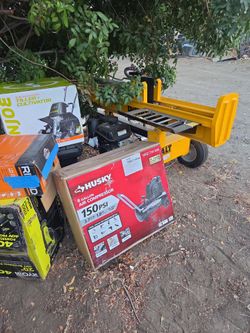 Shop Husky
8 Gal. 150 PSI Portable Electric Oil-Free Horizontal Hotdog Air Compressor with Rubber Wheels and 1-Quick Couple STORE PRICE $189